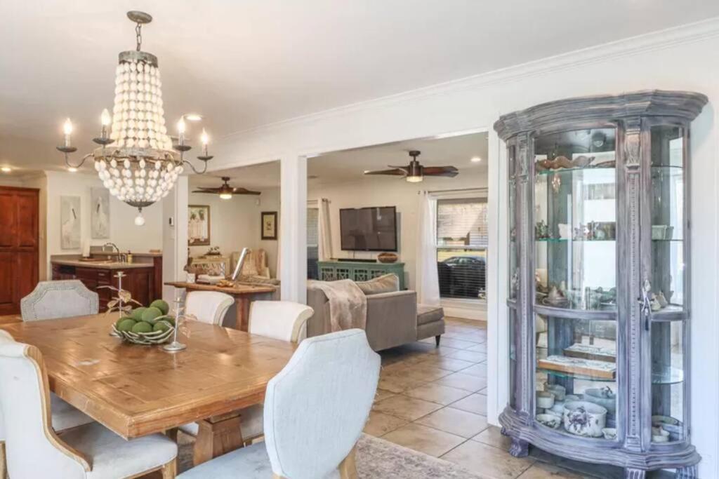 4/3 Home Centrally Located, Beach, Casino, Airport, Dining, Golfing, Shopping, Entertainment Gulfport Exterior foto