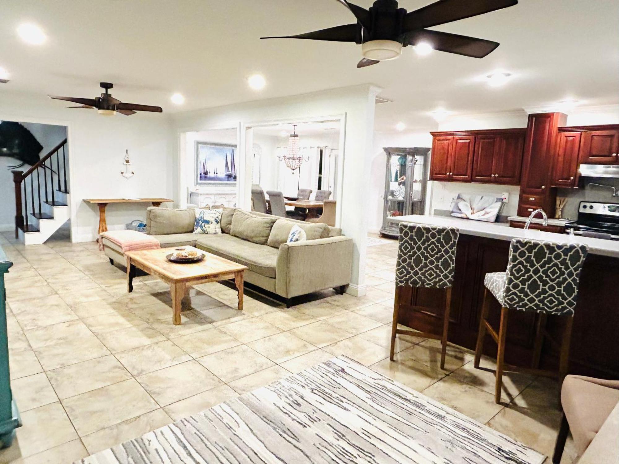 4/3 Home Centrally Located, Beach, Casino, Airport, Dining, Golfing, Shopping, Entertainment Gulfport Exterior foto